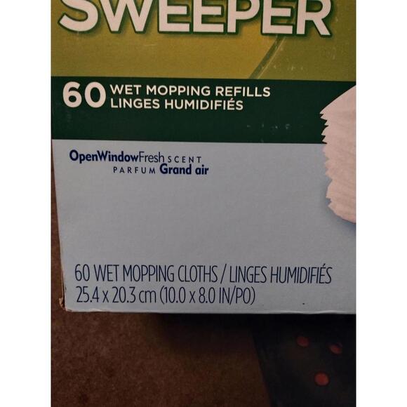 Swiffer sweeper 60 count wet mop refill cloth - Picture 2 of 2